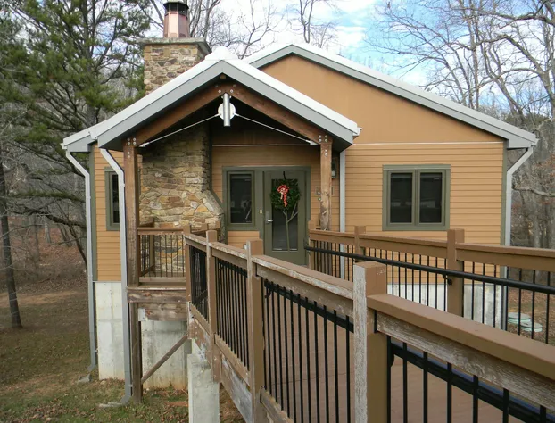 Echo Bluff State Park hotel detail image 2