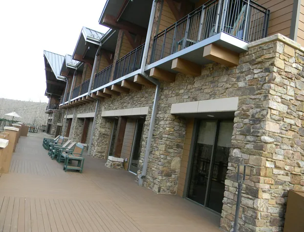 Echo Bluff State Park hotel detail image 4