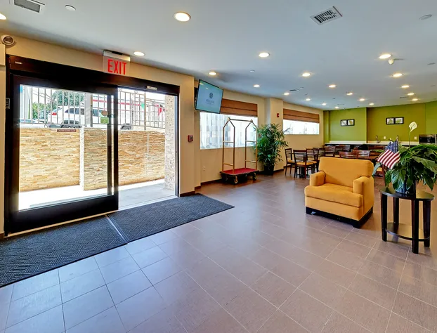 Hillside Hotel hotel detail image 1