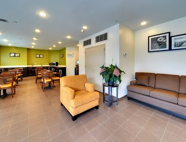 Hillside Hotel hotel detail image 4