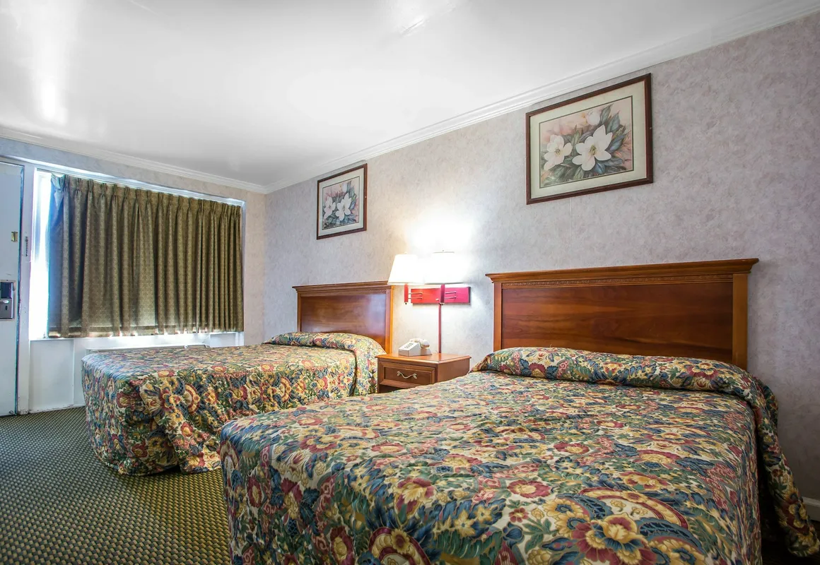 Downbeach Inn hotel hero