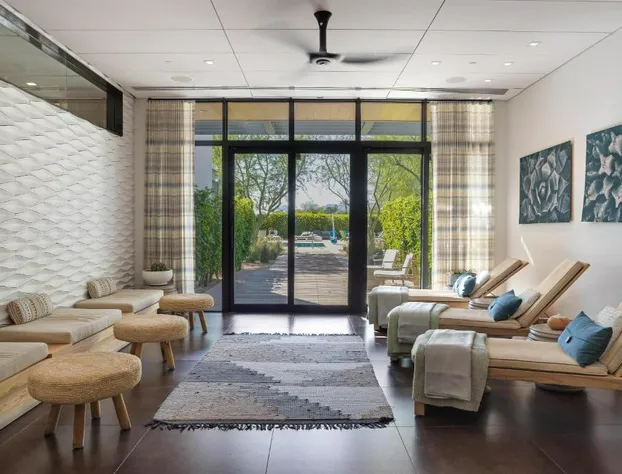 Andaz Scottsdale Resort & Bungalows hotel detail image 4