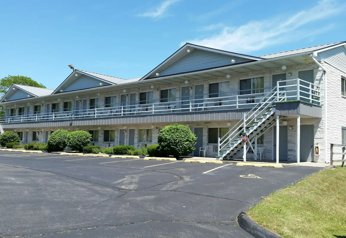 Surfside Motel hotel hero