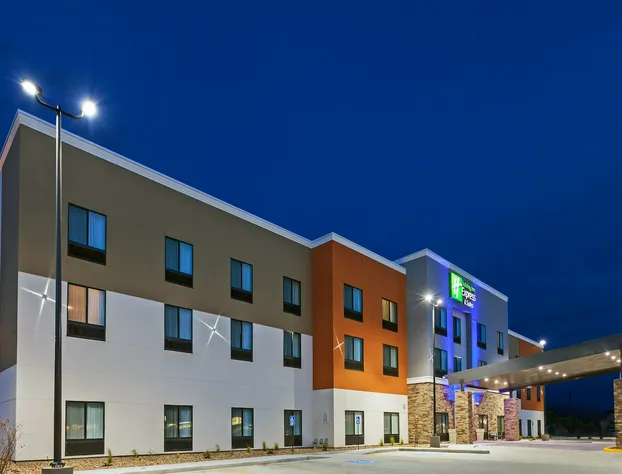 Holiday Inn Express & Suites Perryton by IHG hotel detail image 1