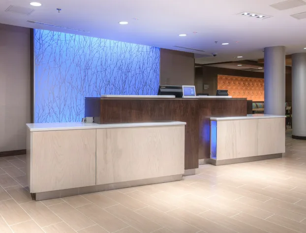 Fairfield Inn and Suites by Marriott Charlotte Airport hotel detail image 2