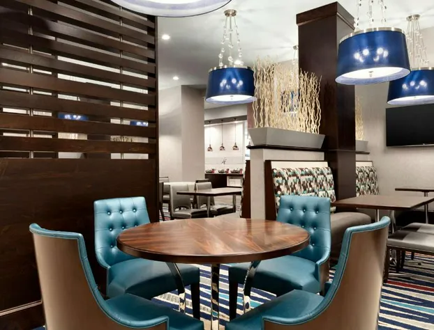 Embassy Suites by Hilton Atlanta NE Gwinnett Sugarloaf hotel detail image 2