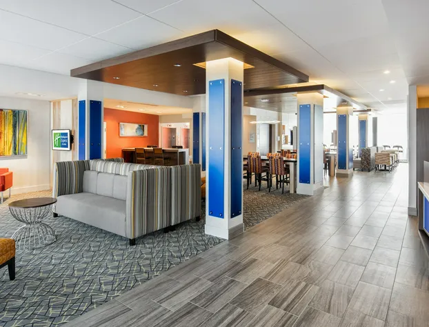 Holiday Inn Express & Suites East Peoria - Riverfront by IHG hotel detail image 4