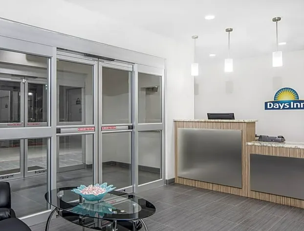 Days Inn by Wyndham Bryan hotel detail image 2