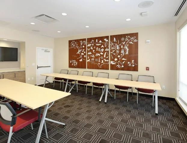 TownePlace Suites Grove City Mercer/Outlets hotel detail image 4
