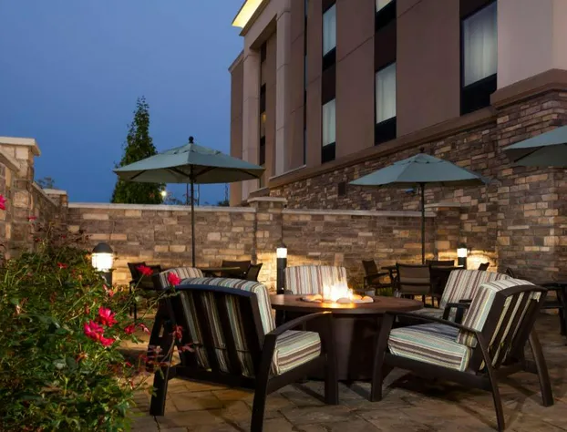 Hampton Inn & Suites Niles/Warren hotel detail image 3