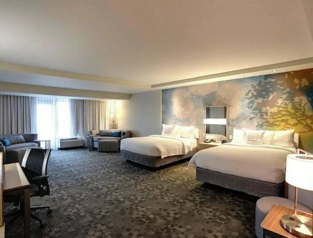 Courtyard by Marriott Columbus OSU hotel detail image 4