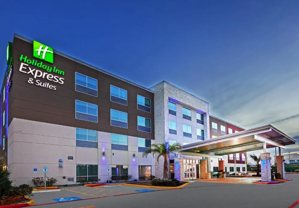 Holiday Inn Express & Suites Brenham South by IHG hotel hero