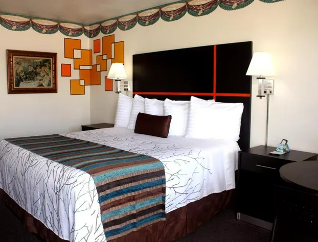 Chaparral Motor Inn hotel detail image 2