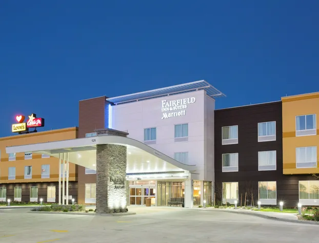 Fairfield Inn & Suites by Marriott Burlington hotel detail image 1