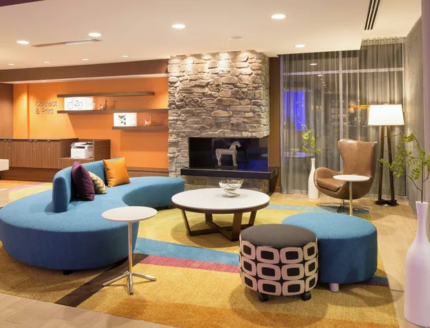 Fairfield Inn & Suites by Marriott Burlington hotel detail image 3