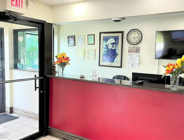 Budget Inn hotel detail image 2