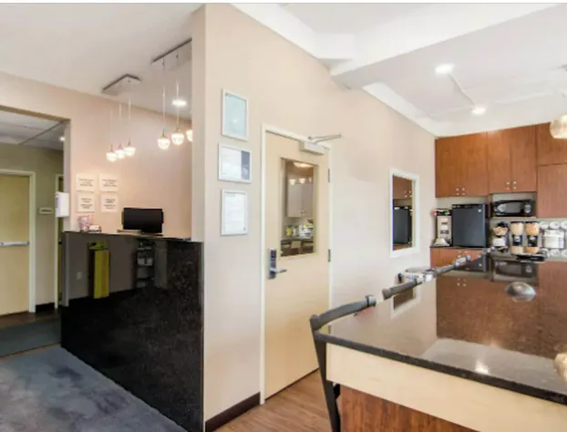 Albertan Inn hotel detail image 3