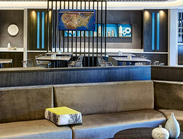 SpringHill Suites by Marriott Cleveland Independence hotel detail image 2