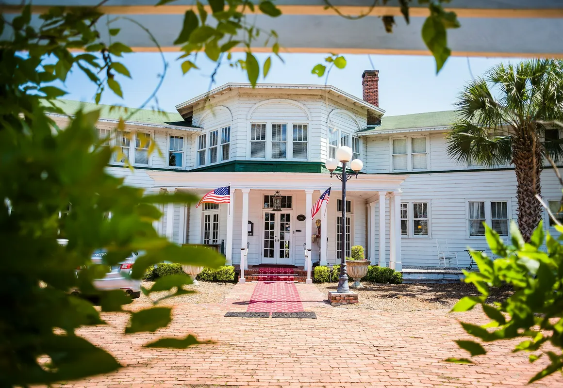 Putnam Lodge Hotel and Spa hotel hero