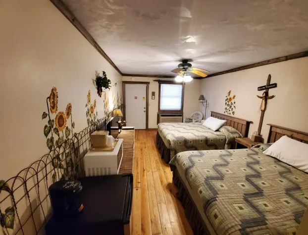 Jamesport Inn hotel detail image 4