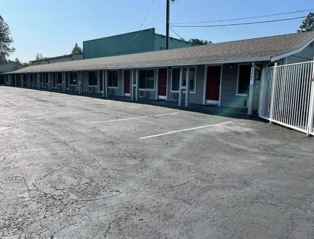 Lark Motel hotel detail image 3