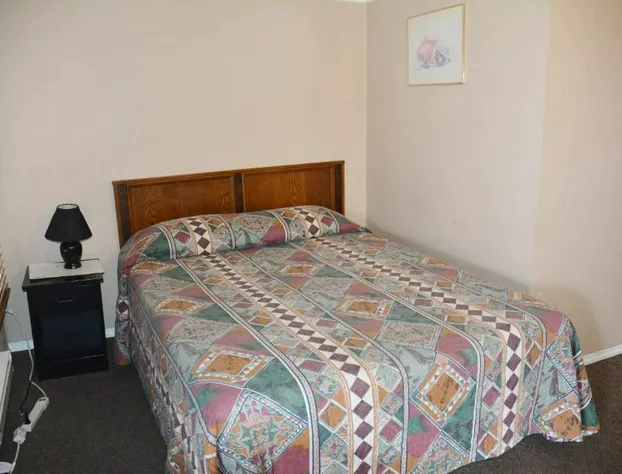 Bluebird Motel hotel detail image 2