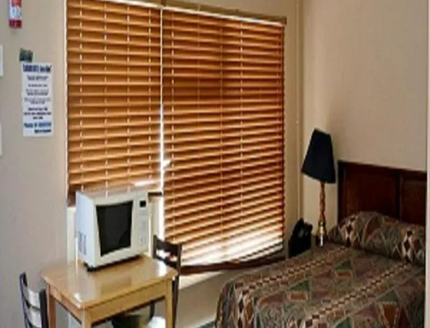 Bluebird Motel hotel detail image 3