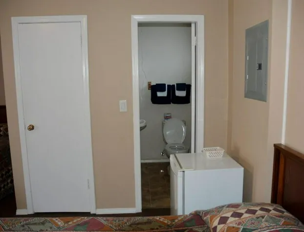 Bluebird Motel hotel detail image 4