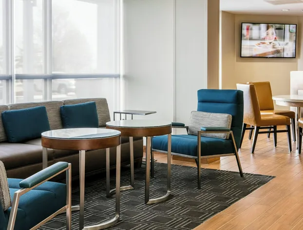 Towneplace Suites Kansas City Airport hotel detail image 2