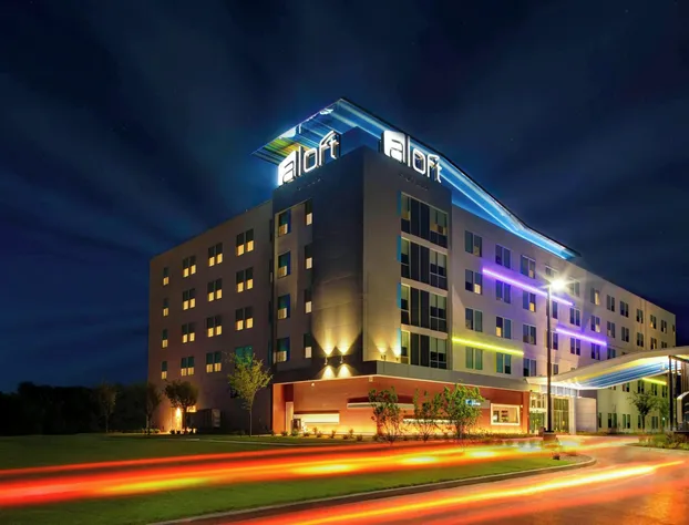 Aloft Wichita hotel detail image 1