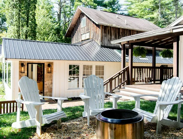 Outpost Inn hotel detail image 2