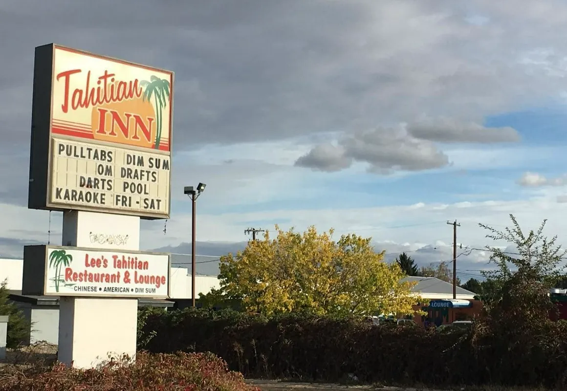 Tahitian Motor Inn hotel hero