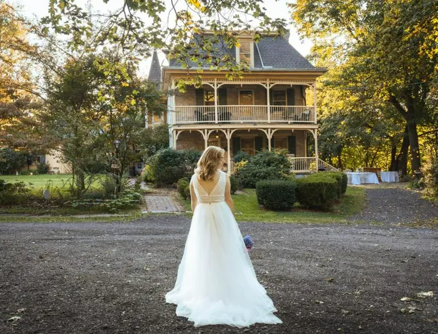 Fallen Tree Farm Bed & Breakfast hotel detail image 4