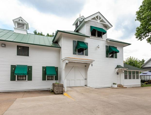 Carriage House B&B hotel detail image 1