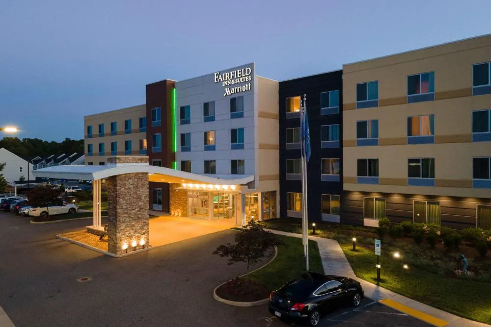 Fairfield Inn & Suites by Marriott Richmond Ashland hotel hero
