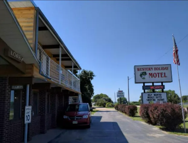 Love Hotels Western Holiday by OYO at Harlan Lake NE hotel detail image 1