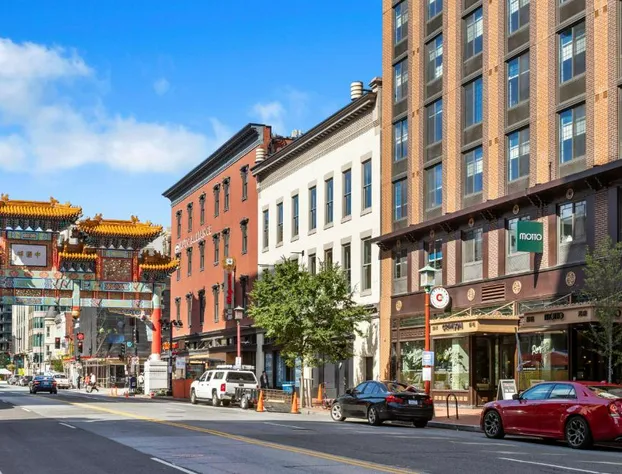 Motto by Hilton Washington DC City Center hotel detail image 1