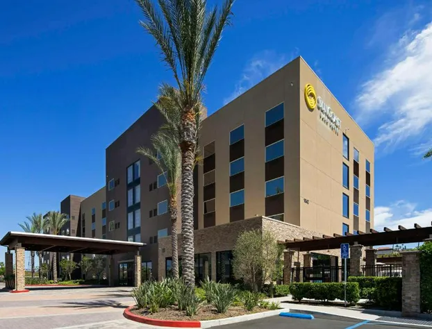 SunCoast Park Hotel Anaheim Resort, Tapestry by Hilton hotel detail image 1