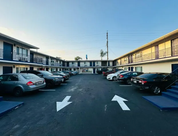 Del Aire Inn LAX hotel detail image 1