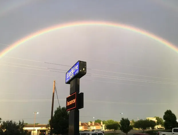 Executive Inn hotel detail image 3