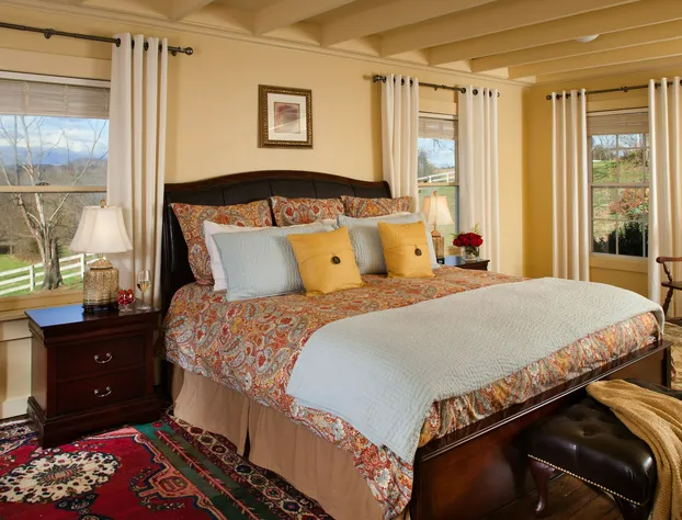 Inn and Tavern at Meander hotel detail image 4