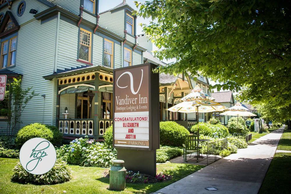 Vandiver Inn hotel hero