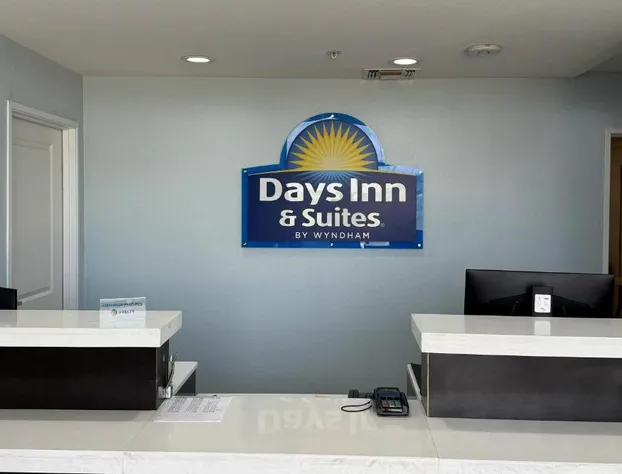 Days Inn & Suites by Wyndham Colorado City/I-20 hotel detail image 2