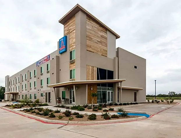 Days Inn & Suites by Wyndham Colorado City/I-20 hotel detail image 3