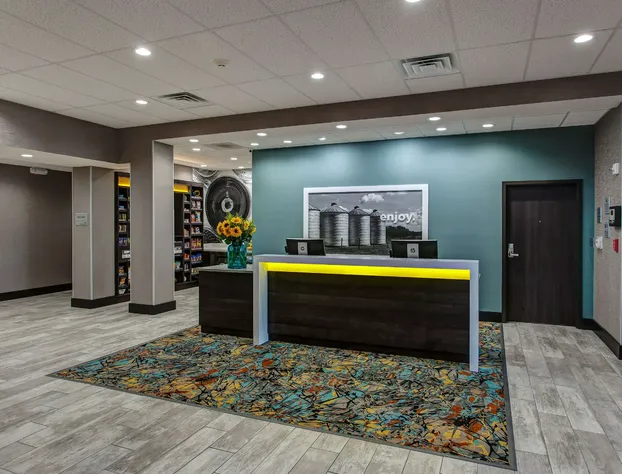 Hampton Inn & Suites Wichita/Airport hotel detail image 2