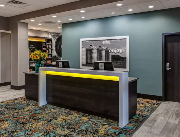 Hampton Inn & Suites Wichita/Airport hotel detail image 3