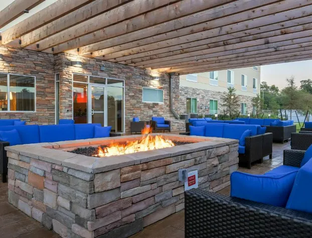 Fairfield Inn & Suites by Marriott Alexandria hotel detail image 3