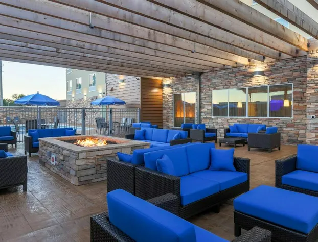 Fairfield Inn & Suites by Marriott Alexandria hotel detail image 4