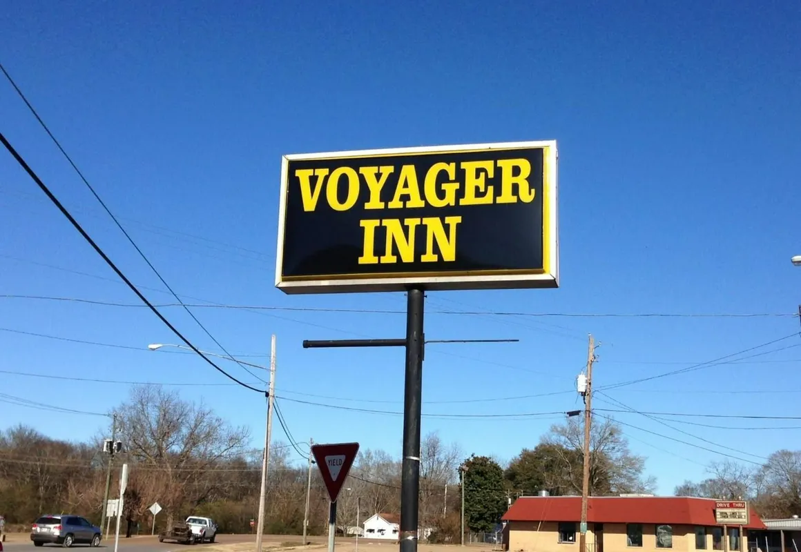 Voyager Inn hotel hero