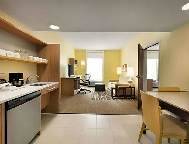 Home2 Suites by Hilton Cleveland Beachwood hotel detail image 1